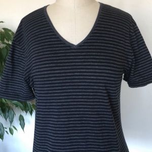BDG v-neck striped boxy fit short sleeved t-shirt, very soft, gray and black, XS
